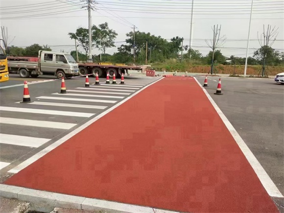 道路劃線(xiàn)